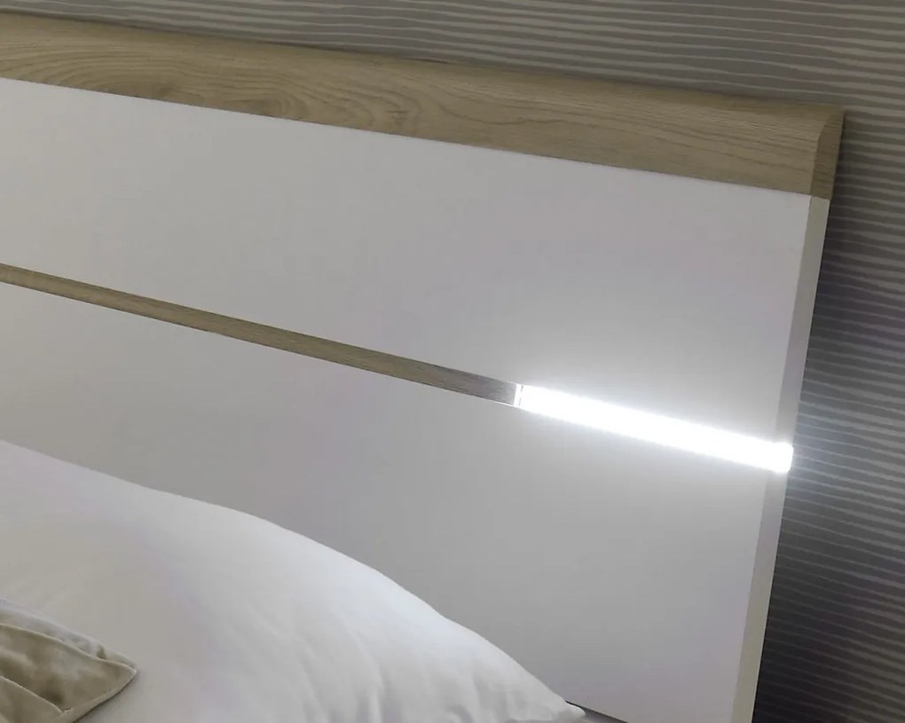 Posteľ s nočnými stolíkmi Kiara 180x200 cm, biela/dub baysen