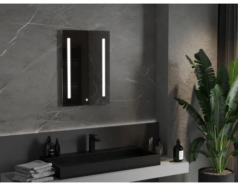 Mexen Remi, LED kúpeľňové zrkadlo s podsvietením 50 x 70 cm, 6000K, ochrana proti zahmlievaniu, 9804-050-070-611-00