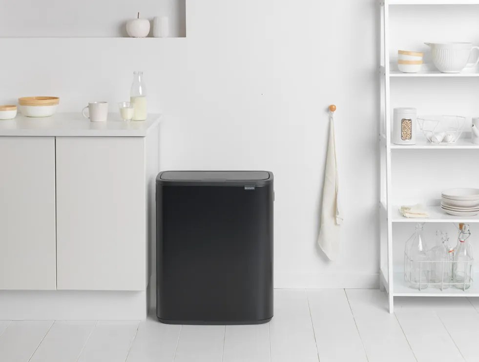 Brabantia BO Touch Bin 60L čierna