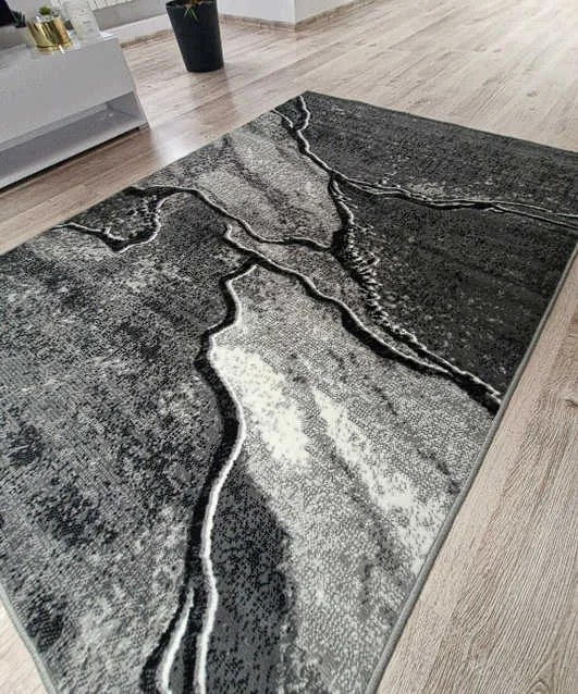 HU Sivý abstraktný obdĺžnikový koberec NEW IDEA 90321-0433 imitácia mramoru s čienymi žilami Rozmer: 80x150 cm