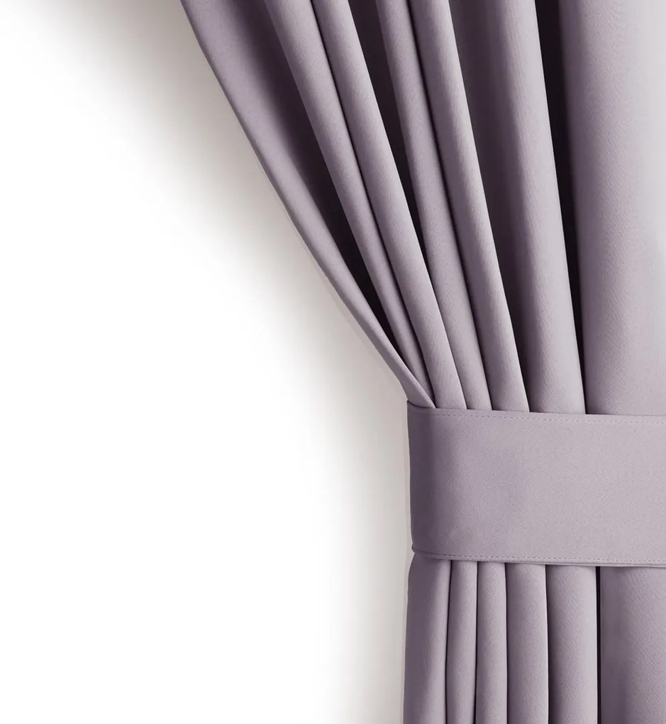 Záves AmeliaHome Blackout s priechodkami 140x175 cm ružový