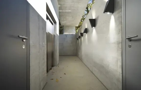 LED vonkajšie nástenné osvetlenie Zita Xl čierne