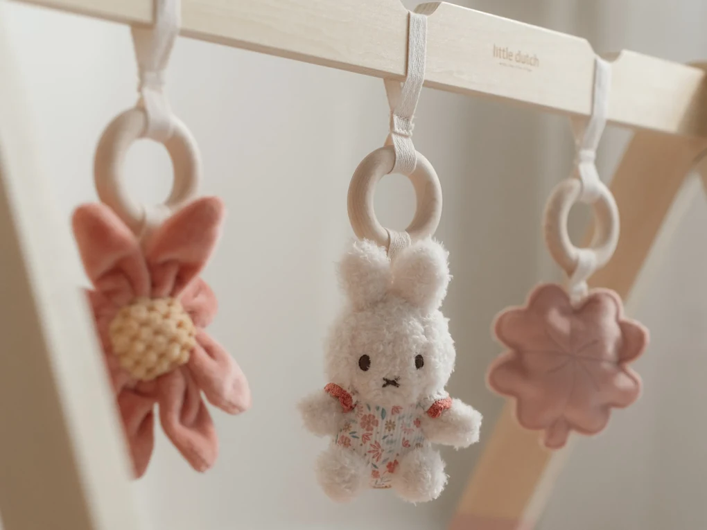 Drevená hrazdička králiček Miffy Lucky Blossom