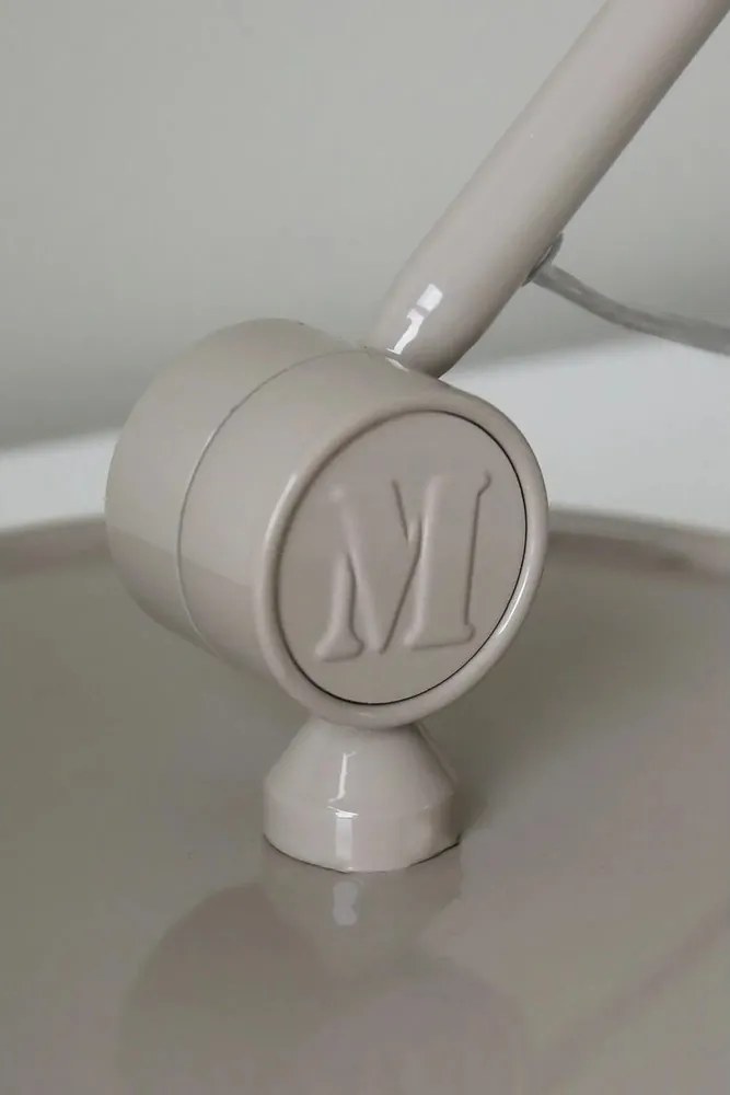 Sivobéžová stojacia lampa s kovovým tienidlom (výška 130 cm) Tilt – Markslöjd