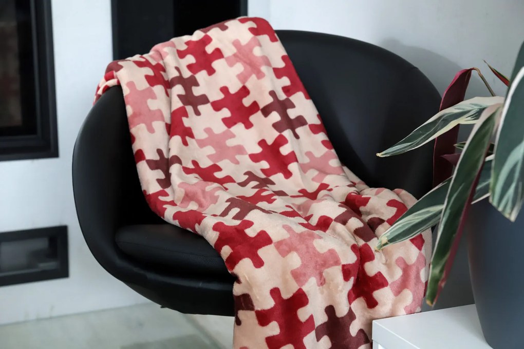 Home Elements Mikroflanelová deka, červená, puzzle