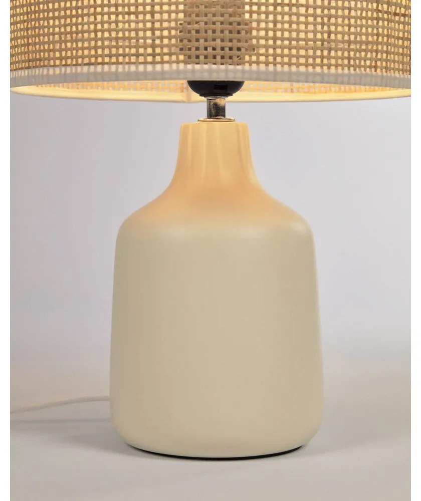 Krémová/v prírodnej farbe keramická stolová lampa (výška 46 cm) Erna – Kave Home