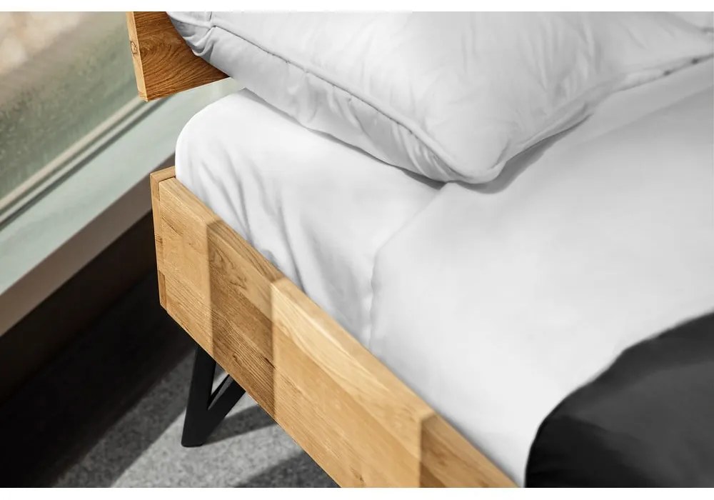 Dvojlôžková posteľ z dubového dreva 200x200 cm Golo 2 - The Beds