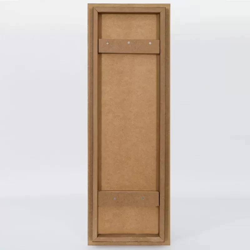 Gario Vešiak na stenu Tmavé drevo Rozmery: 25 x 70 cm