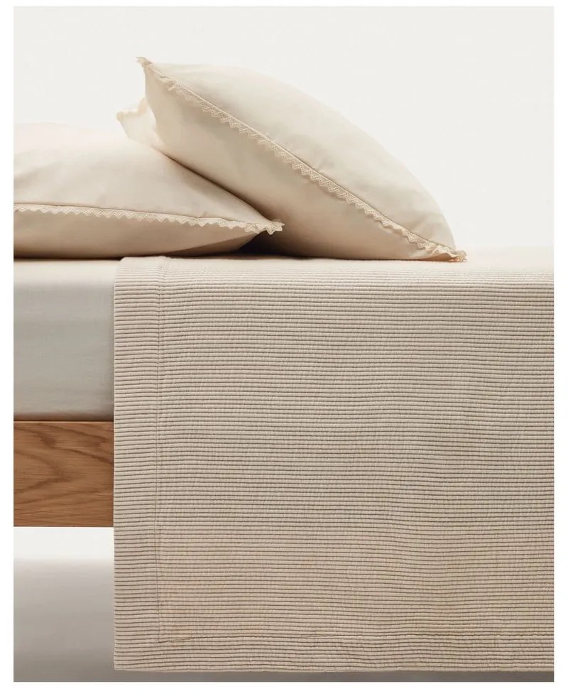 Béžový bavlnený pléd na dvojlôžko 180x250 cm Bedar – Kave Home