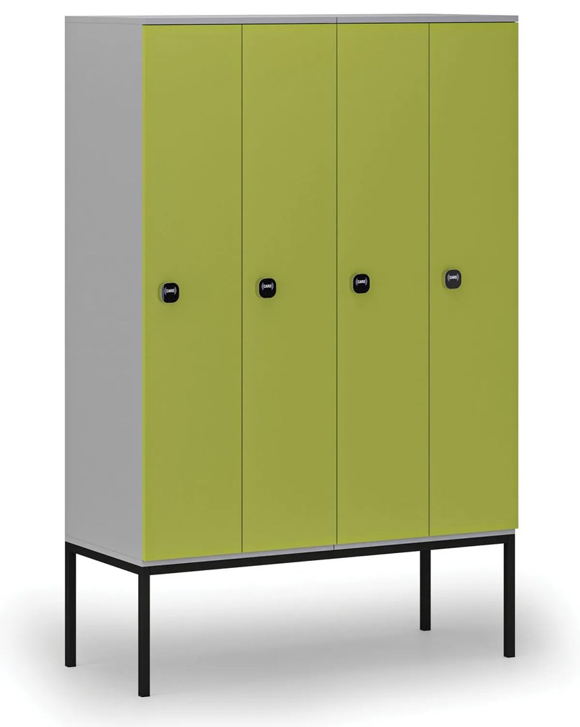 Drevená šatníková skrinka S4 s podnožou, 4 oddiely, 1871 x 1200 x 500 mm, demont, RFID zámok, sivá/zelená