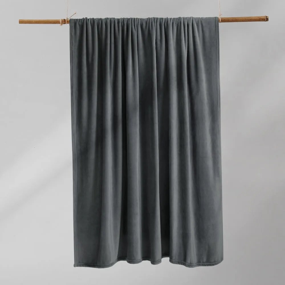 Tmavosivá deka z mikrovlákna DecoKing Mic, 220 × 240 cm