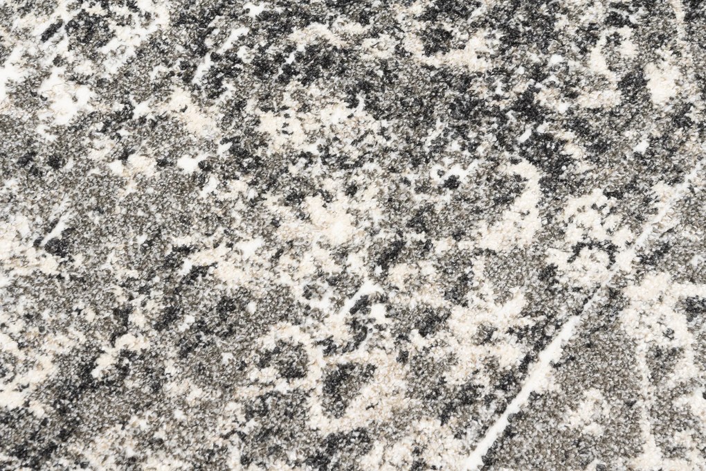 TA Koberec N834E TMAVO ŠEDÝ VÁNOK FVI