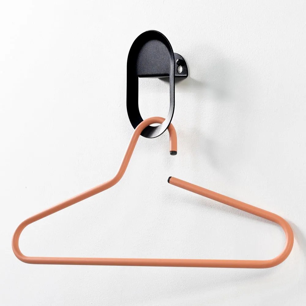 Čierny nástenný oceľový háčik Coucou – Spinder Design