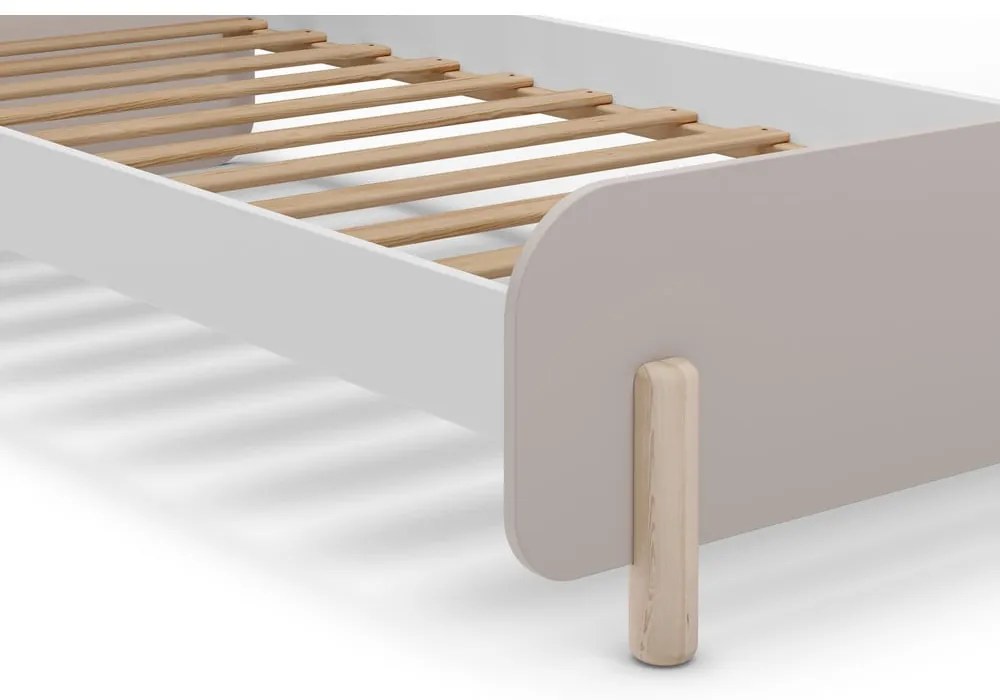 Krémová detská posteľ z borovicového dreva 90x190 cm Nora – Marckeric