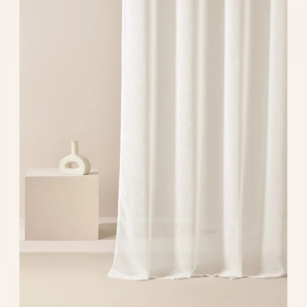 Krémová záclona Sensia so zavesením na priechodky 400 x 250 cm