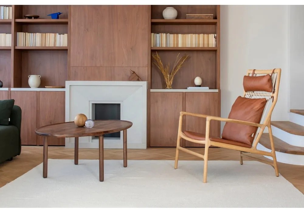 Kreslo s konštrukciou z dubového dreva so sivým textilným sedadlom Gazzda Dedo