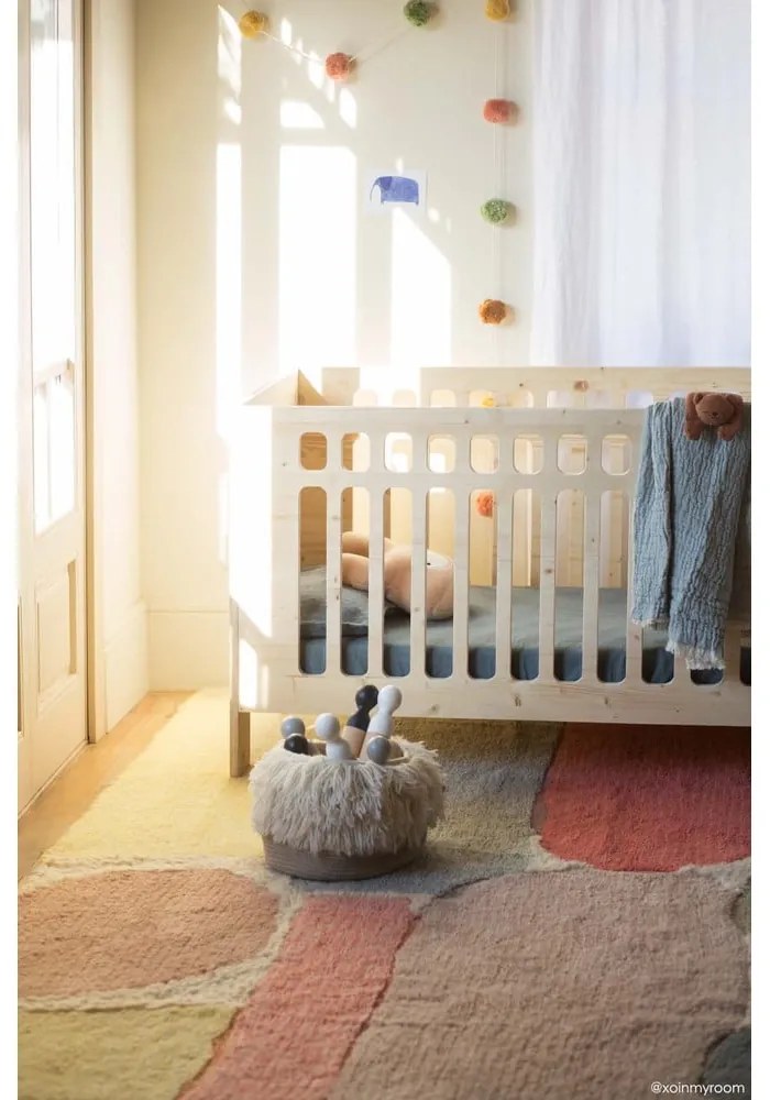 Prateľný ručne tkaný vlnený detský koberec 170x240 cm Abstract – Lorena Canals