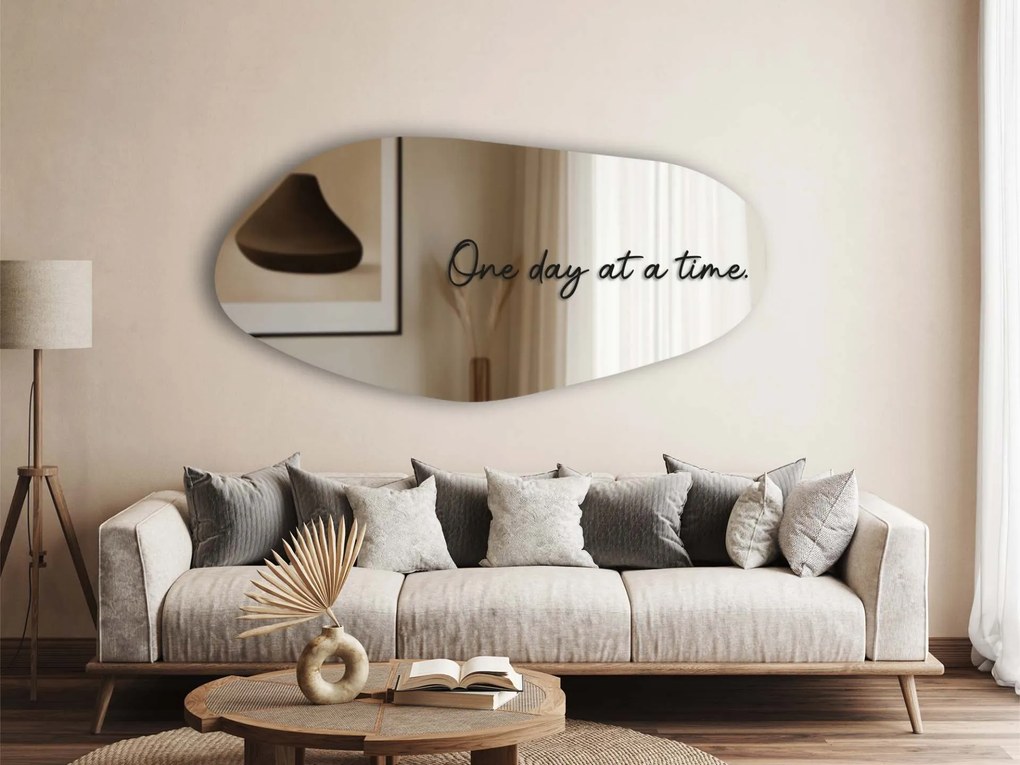 Nálepka na zrkadlo S24 – One day at time.