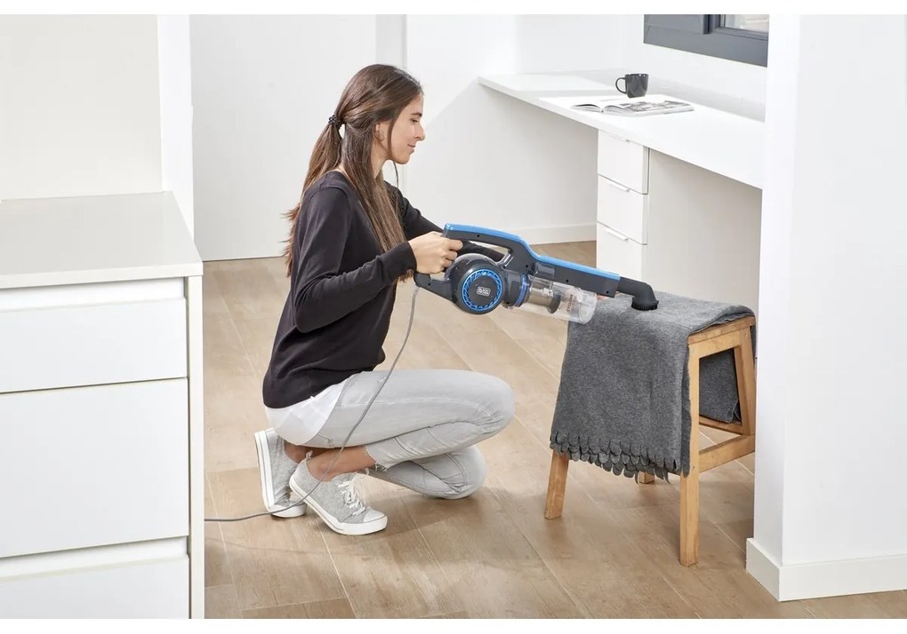 Black+Decker BXVMS600E Tyčový cyklónový vysávač