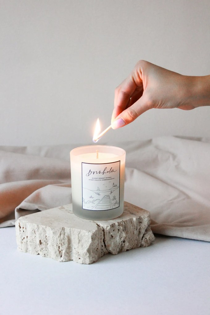 Bella Rose Ručne liata sójová sviečka Bornholm 220 g