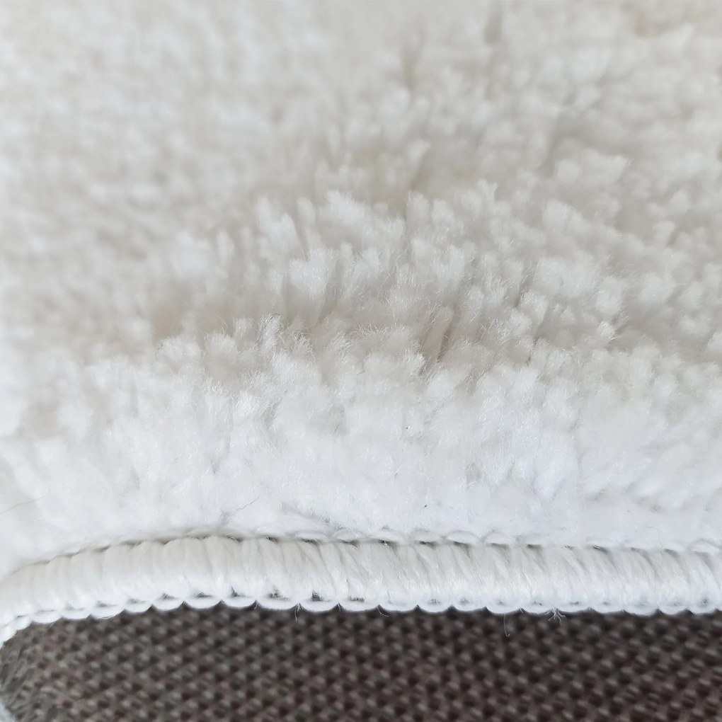 Moderný koberec SHAGGY CAMIL okrúhly - biely