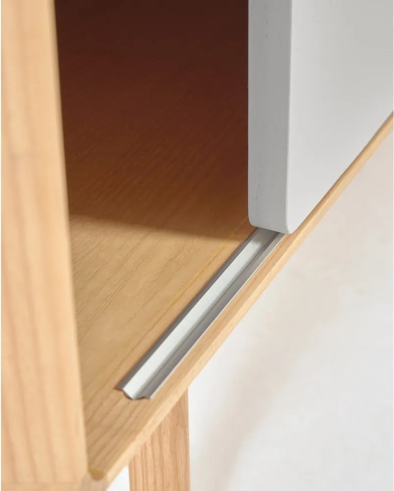 Sivý/v prírodnej farbe TV stolík v dekore jaseňa 180x41x42 cm Anielle – Kave Home