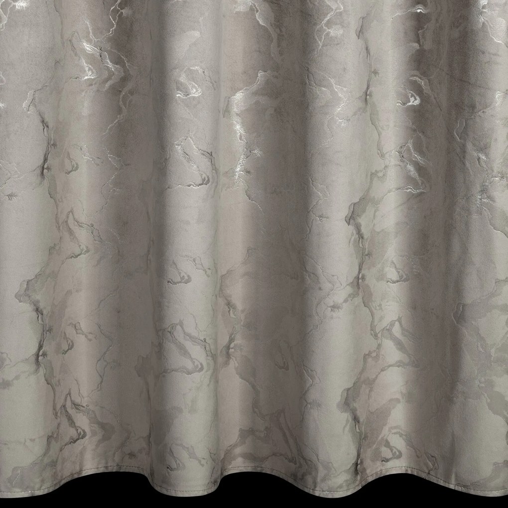 ZATEMŇOVACÍ ZÁVES NA KRÚŽKOCH RAJA 140X250 CM VZOROVANÁ