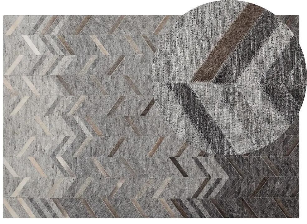 Kožený koberec 140 x 200 cm sivý ARKUM Beliani