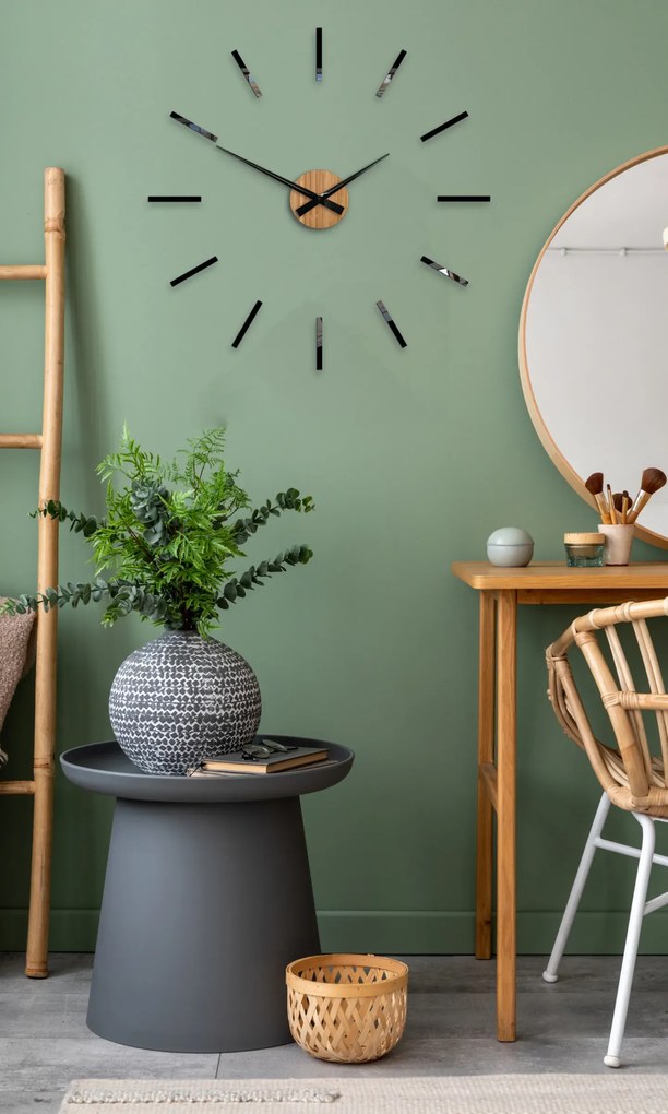 Nástěnné samolepící hodiny Cezar 65 cm černé/hnědé