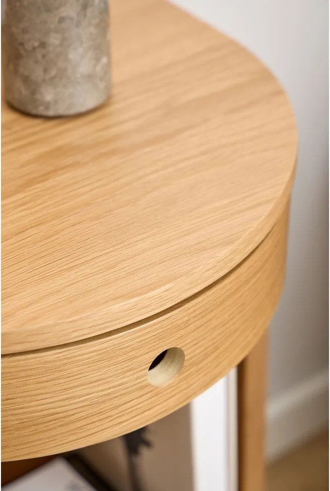 Nočný stolík v dekore duba v svetloprírodnej farbe Paron – Actona