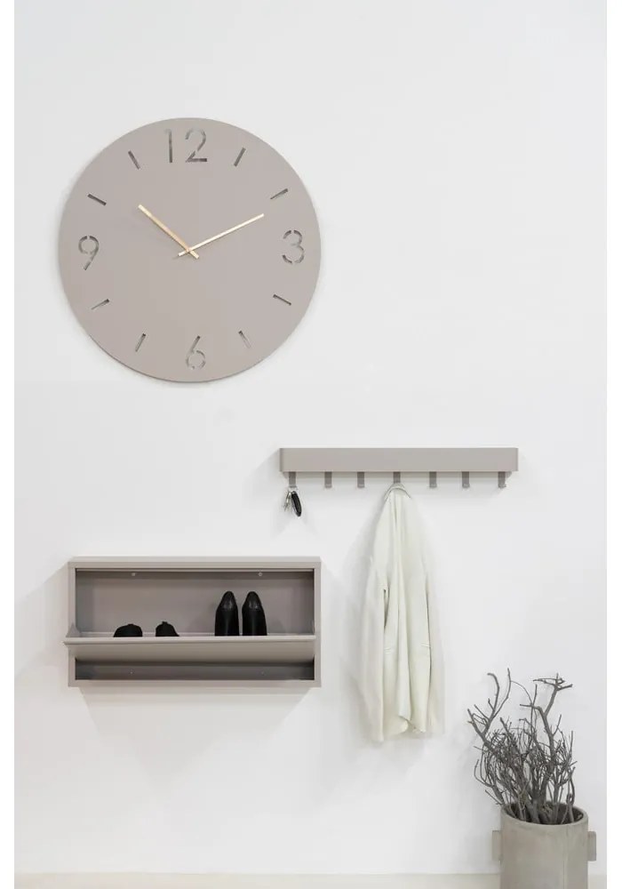 Taupe kovový nástenný vešiak s poličkou 72 cm Dax Play – Spinder Design