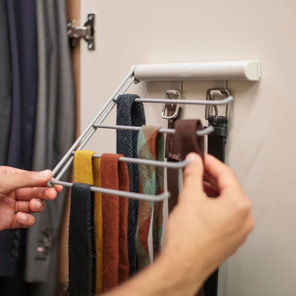 Kovový vešiak na kravaty a opasky Orderly – Joseph Joseph