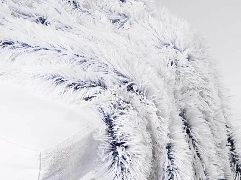 Dreamy Linens Mikroplyšová deka, tmavo sivá