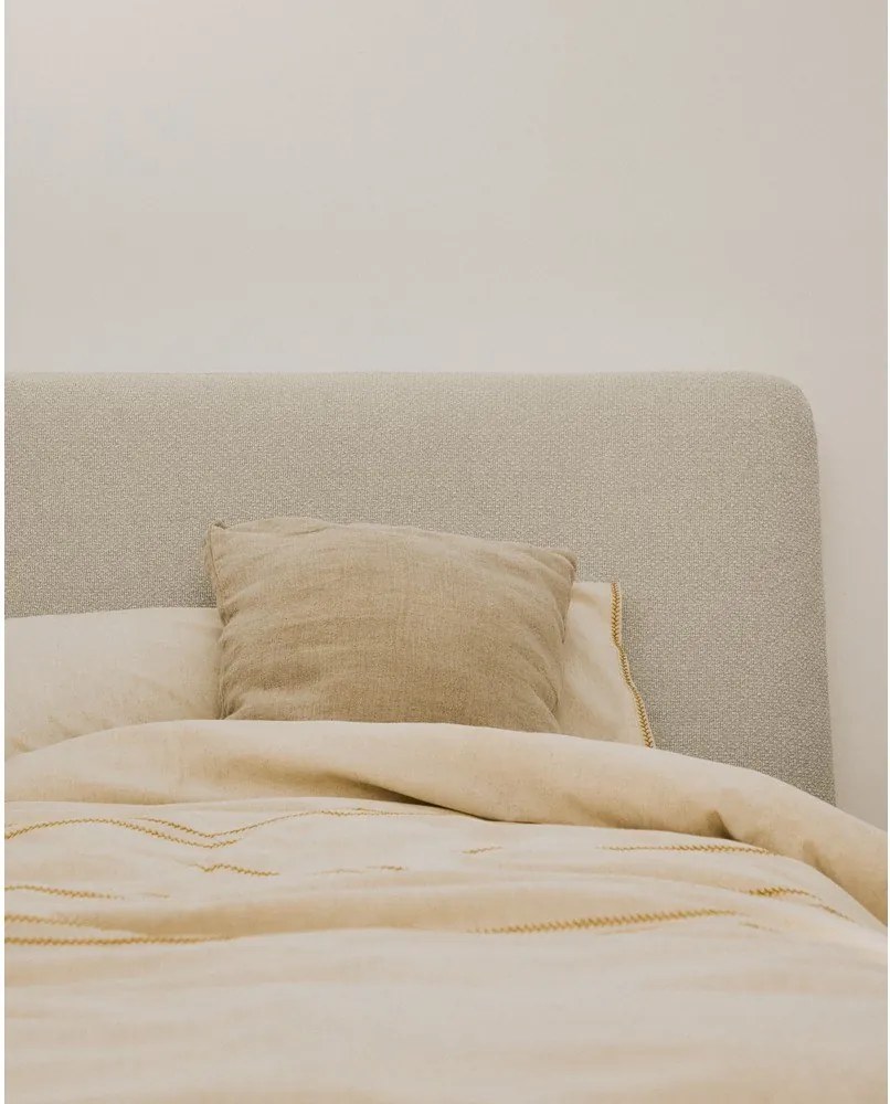 Béžová čalúnená jednolôžková posteľ bez roštu 90x200 cm Martina – Kave Home