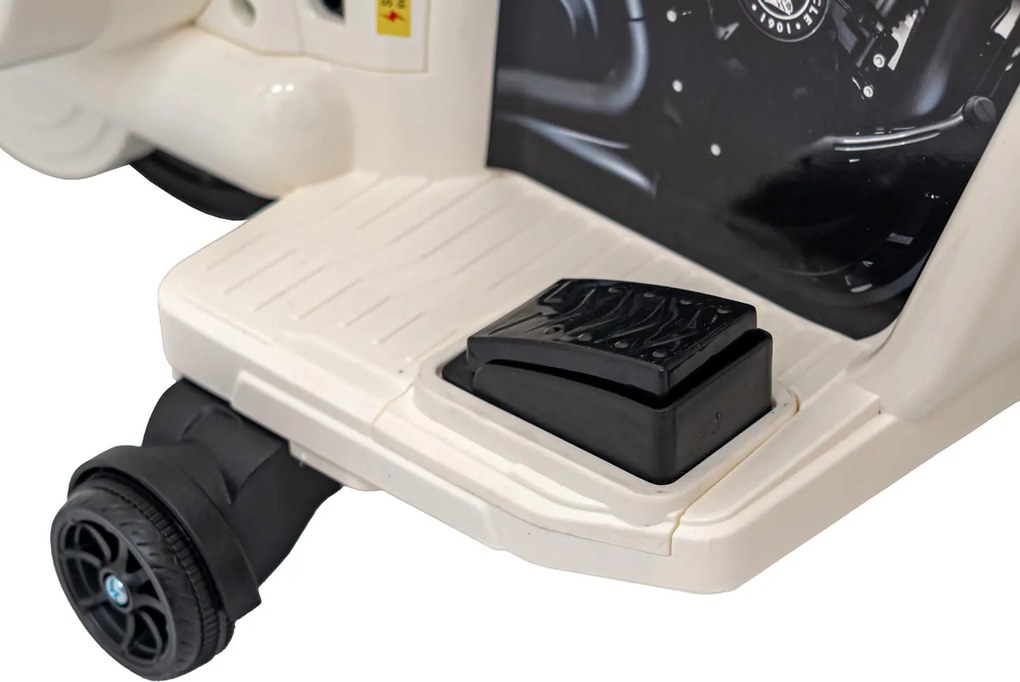 Ramiz Chopper INDIAN Biela motorka pre dieťa