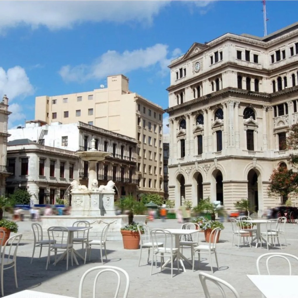 SKY 80 záhradný stôl white