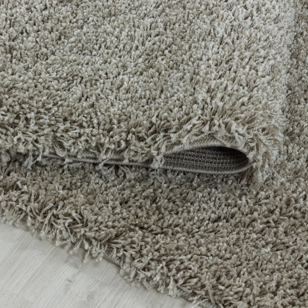 Ayyildiz koberce Kusový koberec Sydney Shaggy 3000 natur - 100x200 cm