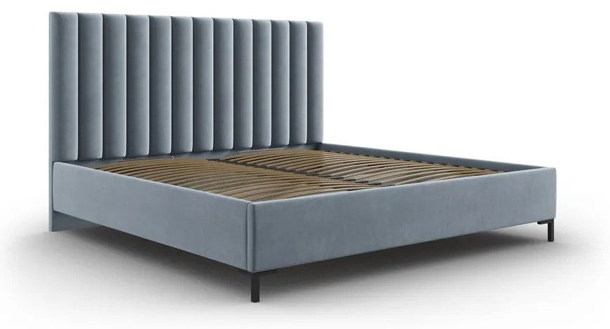 Svetlomodrá čalúnená dvojlôžková posteľ s úložným priestorom s roštom 160x200 cm Casey – Mazzini Beds