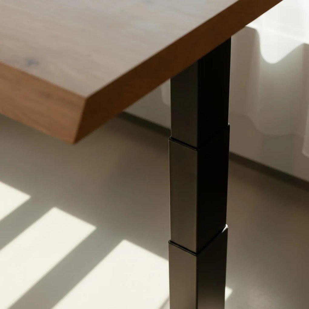 Liftor Expert výškovo nastaviteľný, elektricky polohovateľný stôl