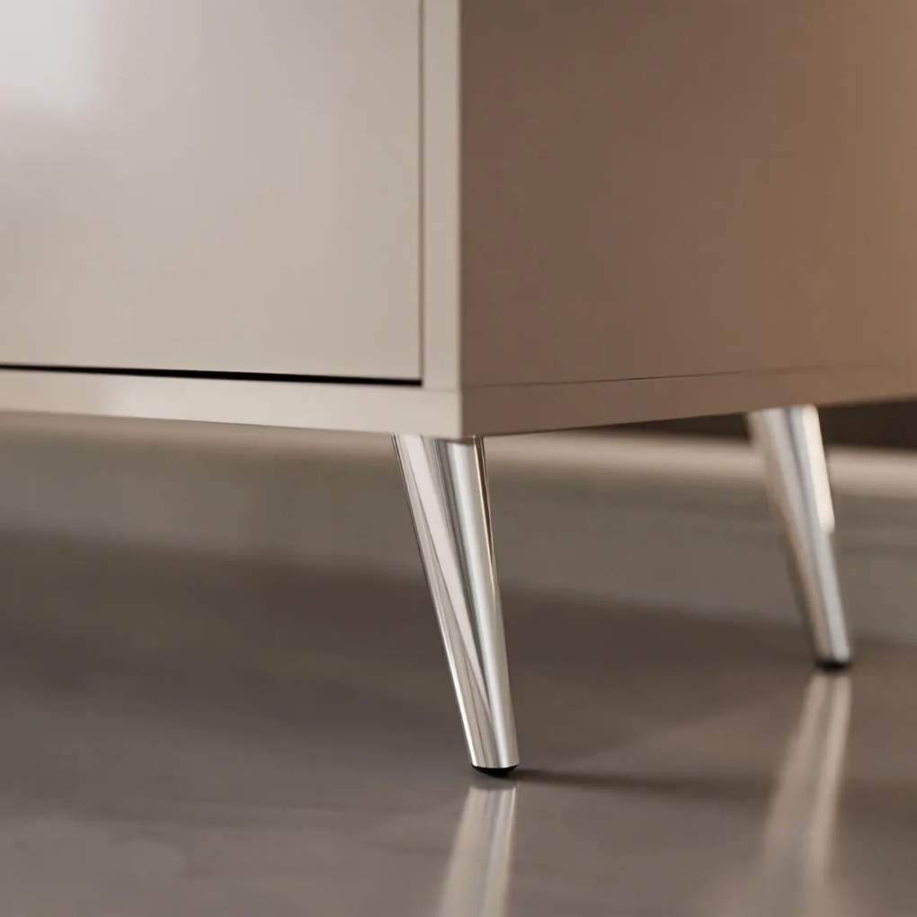 KOMODA ALWIN KAŠMÍR VYSOKÝ LESK 154 cm STRIEBORNÉ NOŽIČKY 13 cm