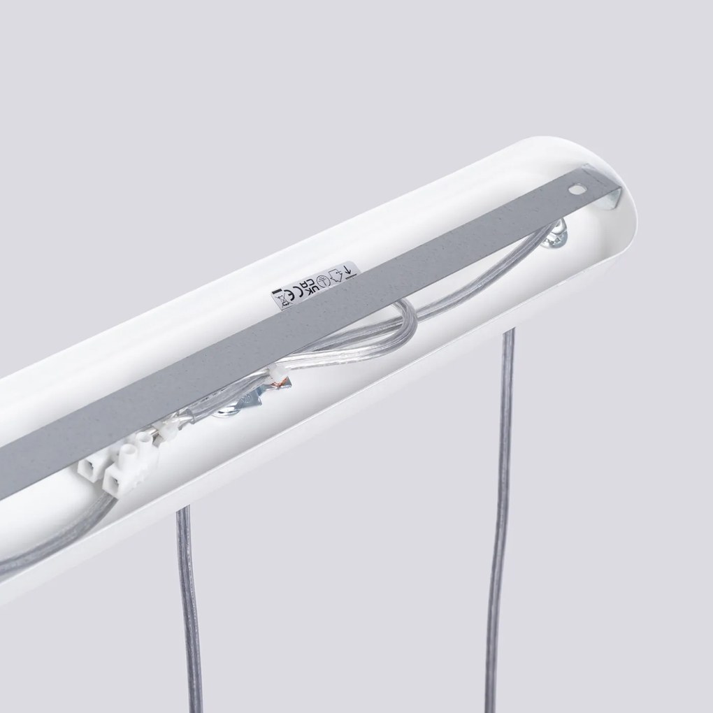 Závesné svietidlo Liro, 3x biele kovové tienidlo