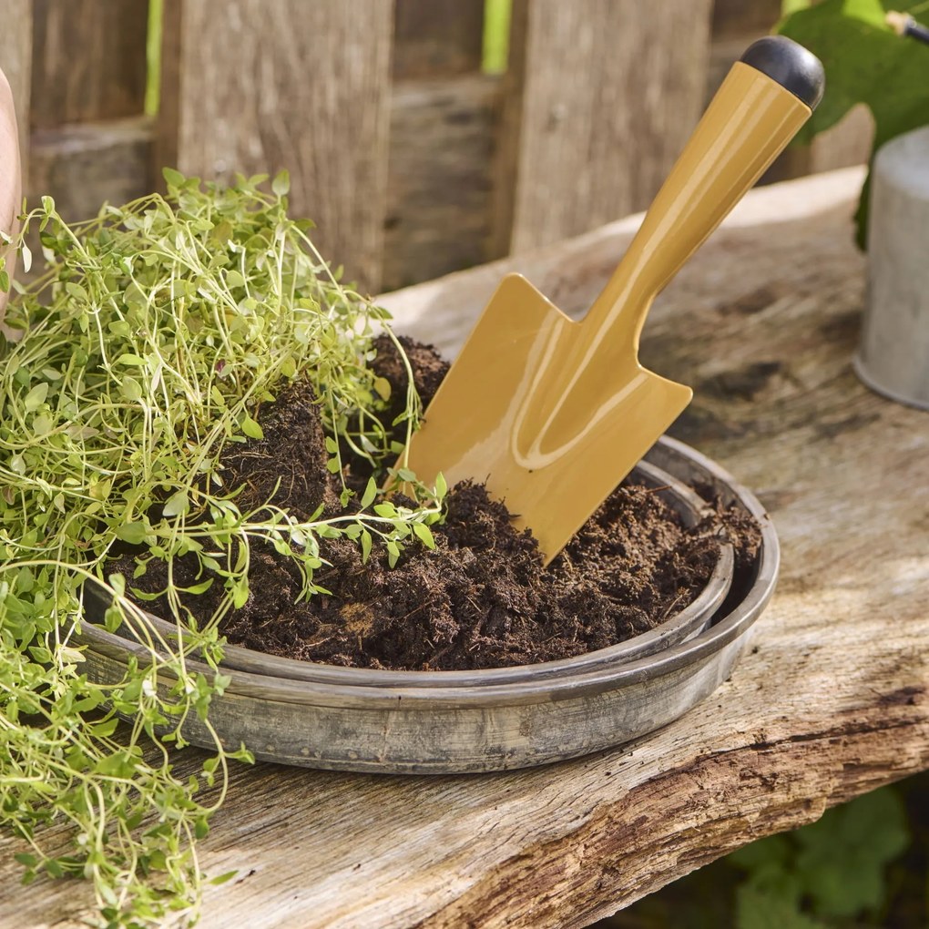 Ib Laursen Kovová tácka Urban Garden Round Väčšia