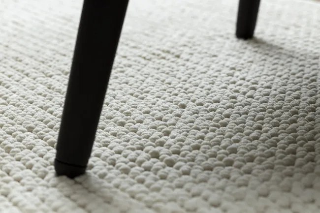 Metrážny koberec CASABLANCA LOOP biely