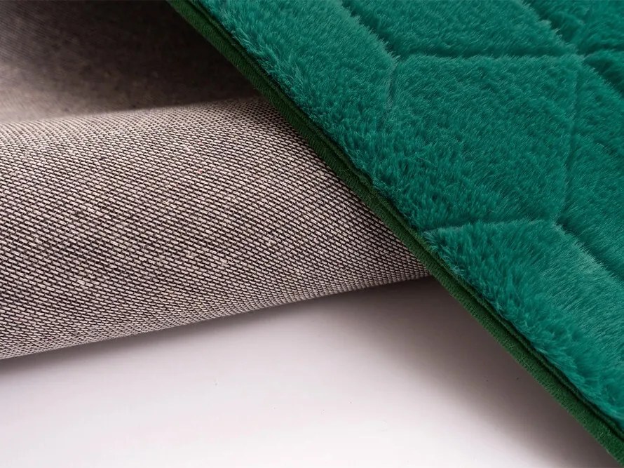 TZ Zelený obdĺžnikový koberec 3D Rabbit Rozmer: 120x170