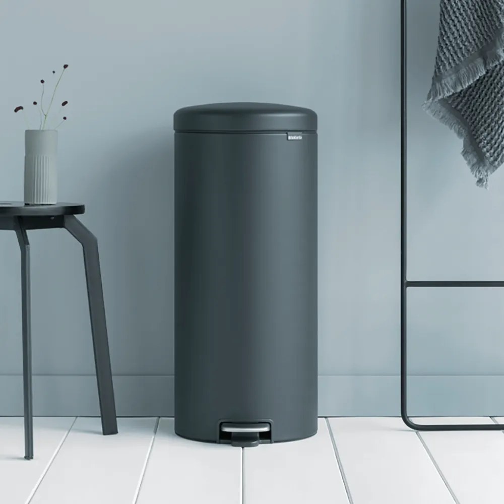 Brabantia Pedálový koš NewIcon 30L minerální šedá