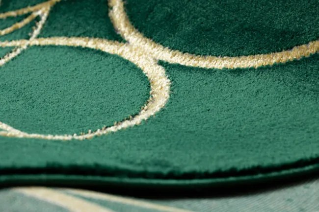 Koberec EMERALD exkluzívny 1010 glamour, styl kruhy fľaľkovo zelený / zlatý
