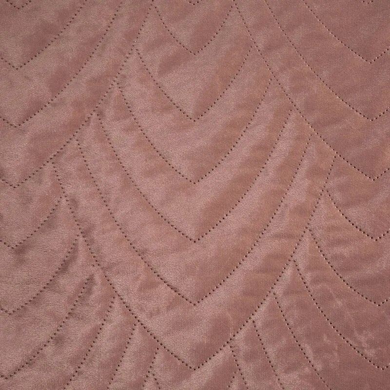 Dekorstudio Zamatový prehoz na posteľ LUIZ 6 v ružovej farbe Rozmer prehozu (šírka x dĺžka): 220x240cm