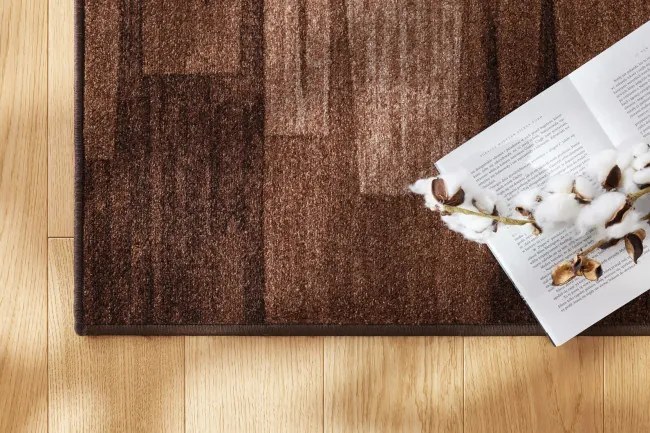 Behúň AW Via Veneto 44