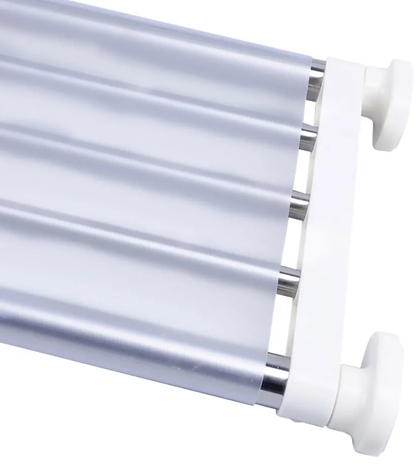 Teleskopická mobilná polica