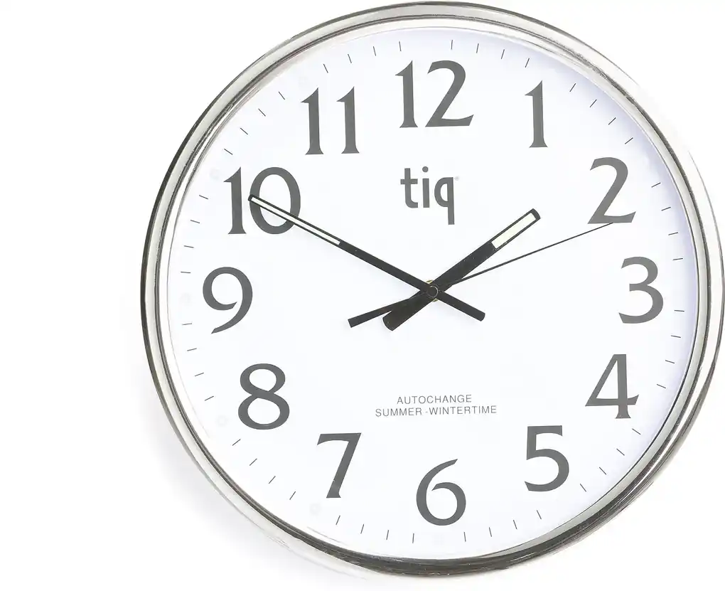 Nástenné hodiny s automatickými zmenami času, Ø 350 mm | Biano